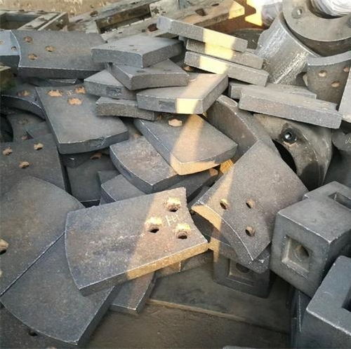寧夏磚機口公司 專業(yè)反擊板生產(chǎn)與優(yōu)質(zhì)鑄造件服務(wù)